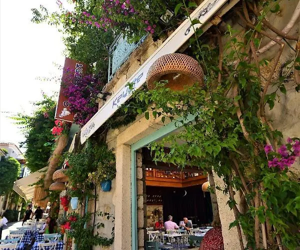 Keyifte Gasthof Alaçatı